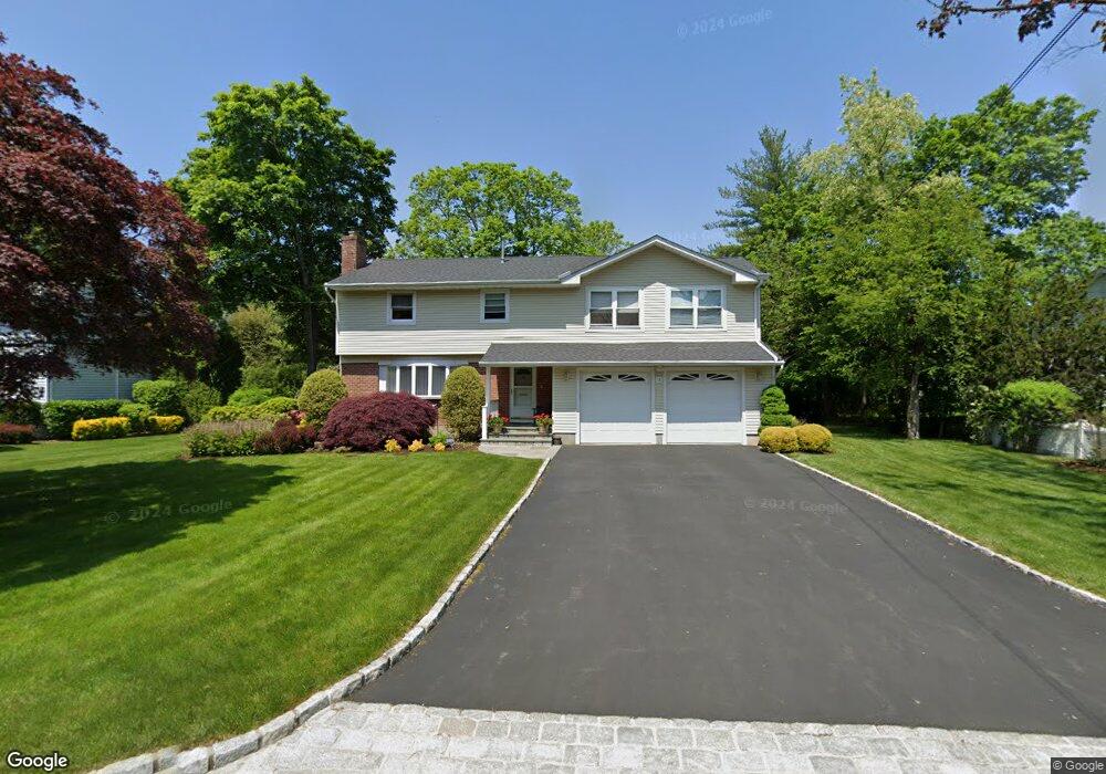 18 Holly Ln, Rye Brook, NY 10573 - photo 1