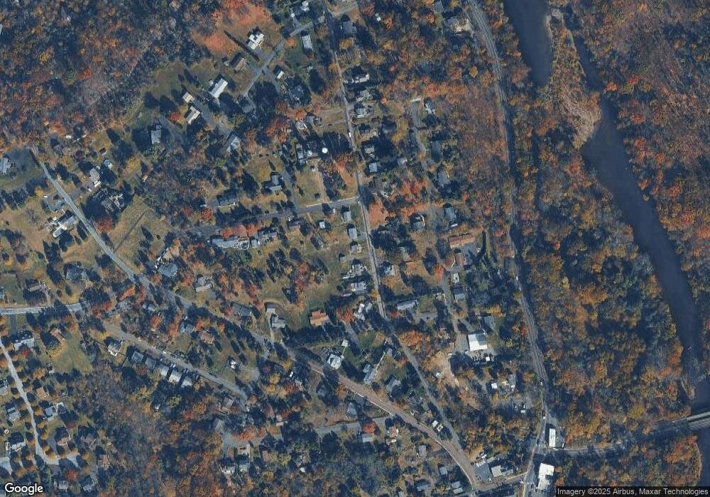 811 Summit Ave, Schwenksville, PA 19473 - photo 1