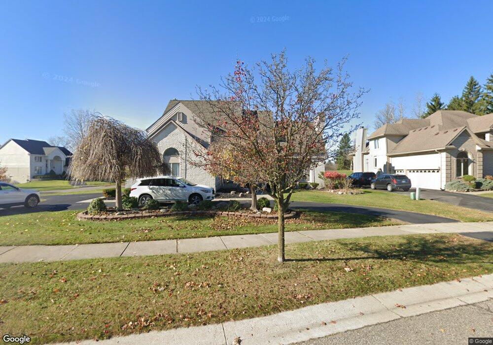 6532 Apple Blossom Trail, West Bloomfield, MI 48322 - photo 1