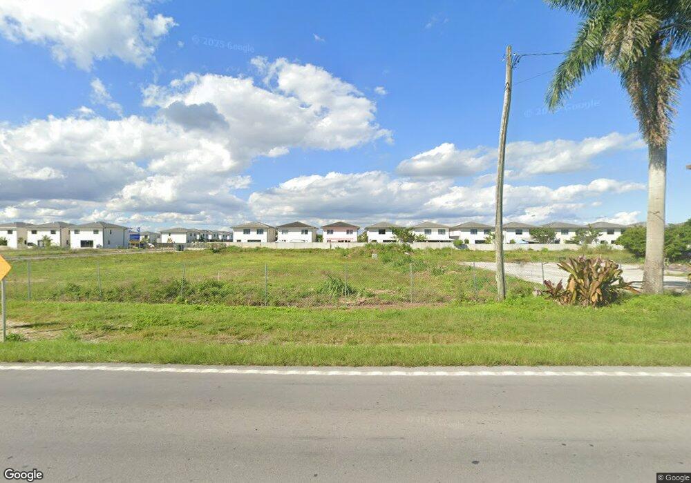 1100 W Palm Dr unit 36433675, Florida City, FL 33034 - photo 1
