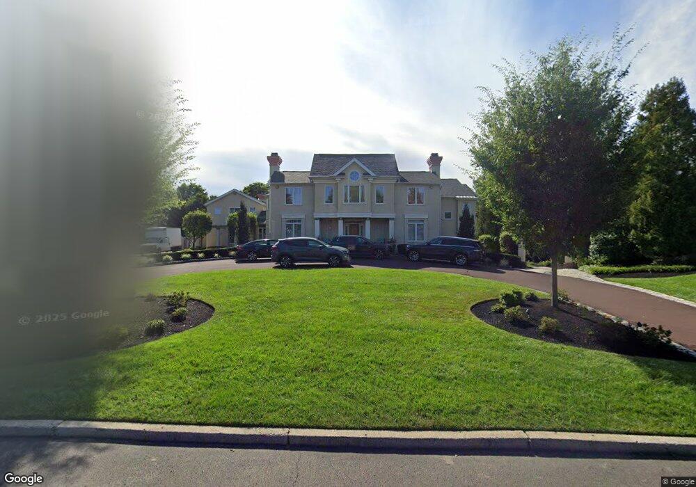 640 White Ash Dr, Langhorne, PA 19047 - photo 1