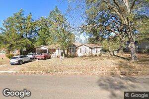 125 E Cherry St, Ackerman, MS 39735