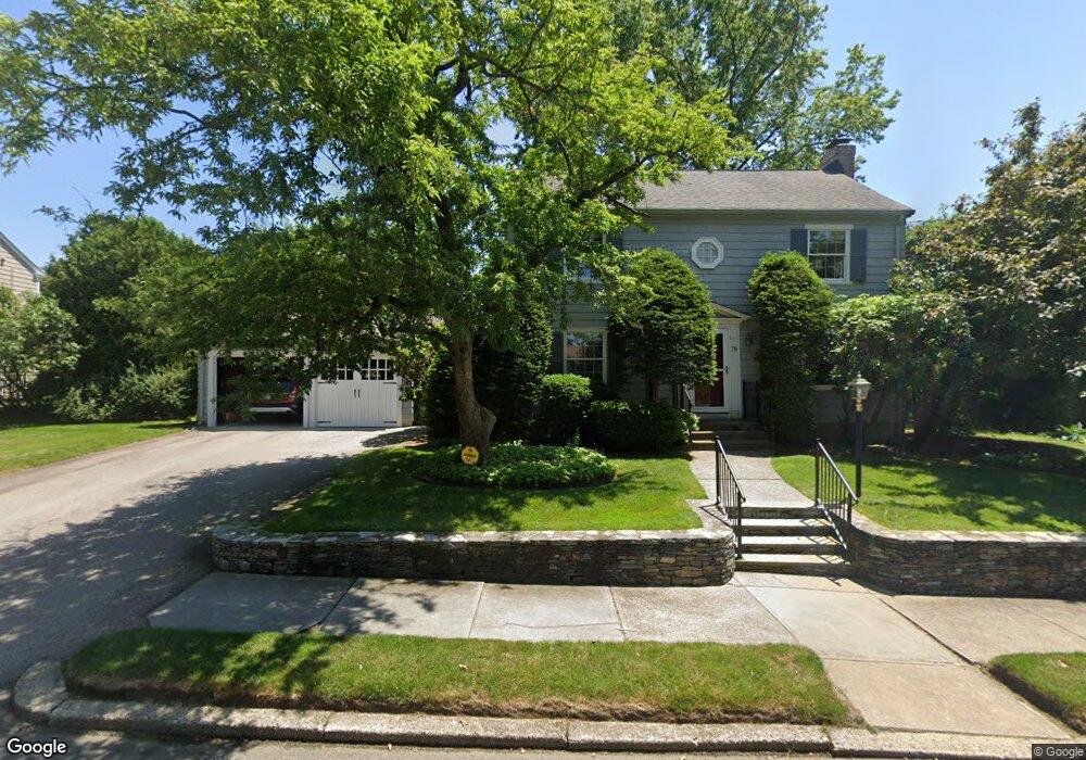 78 Cambria Ct, Pawtucket, RI 02860 - photo 1