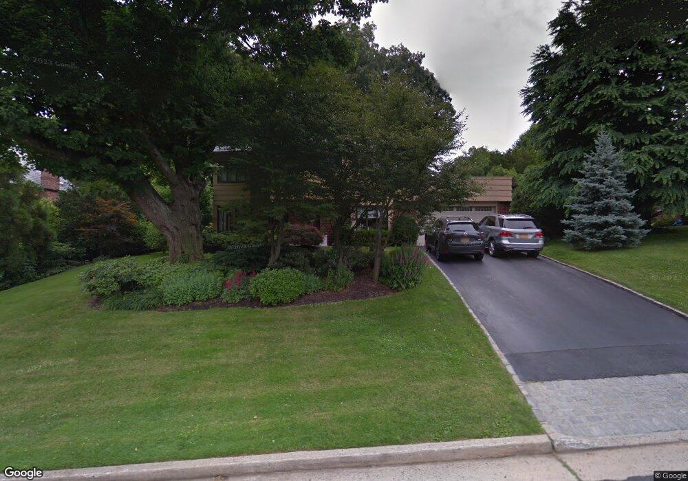 156 Dover Rd, Manhasset, NY 11030 - photo 1