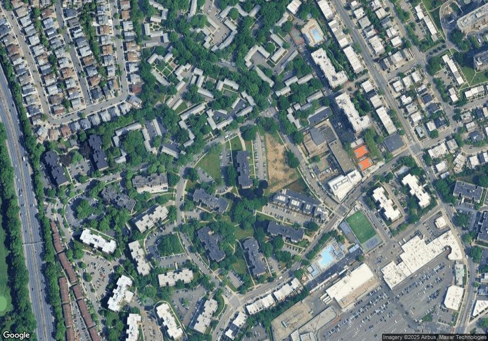 21140 18th Ave unit 1B, Bayside, NY 11360 - photo 1