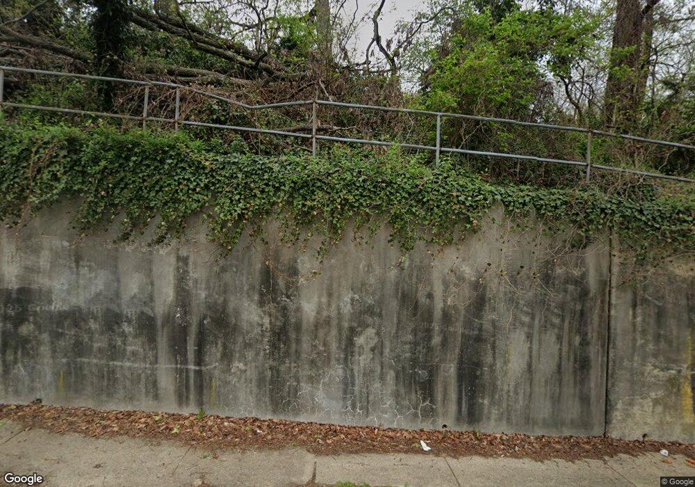 5724 N Kings Hwy, Alexandria, VA 22303 - photo 1