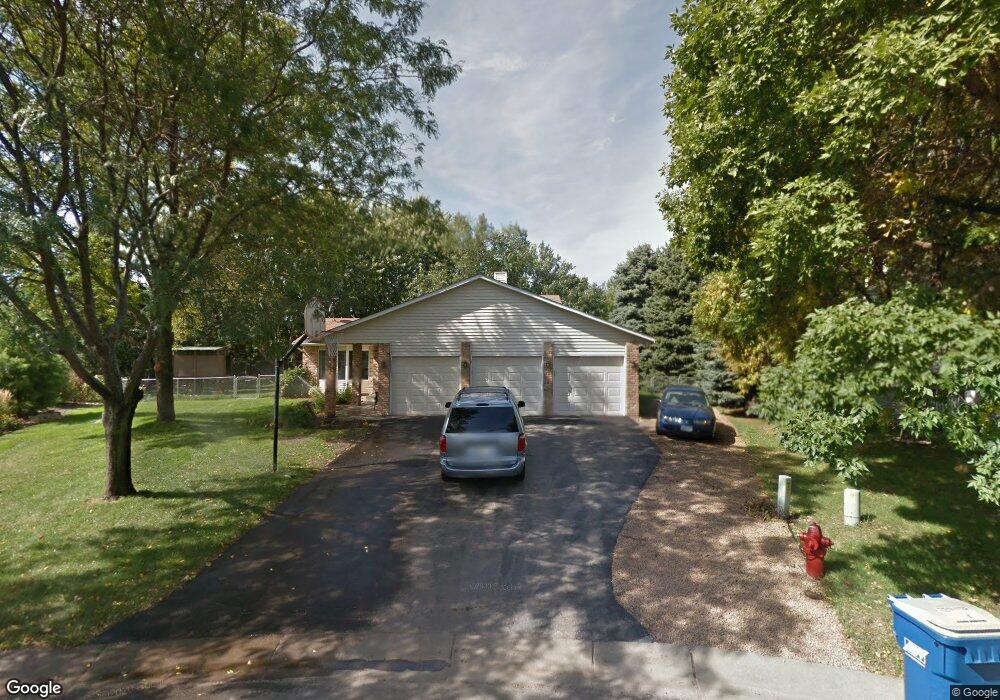 10854 95th Place N, Maple Grove, MN 55369 - photo 1