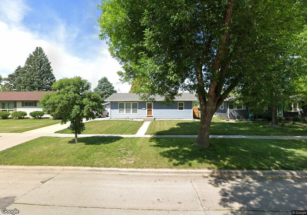 1705 17th St S, Fargo, ND 58103 - photo 1