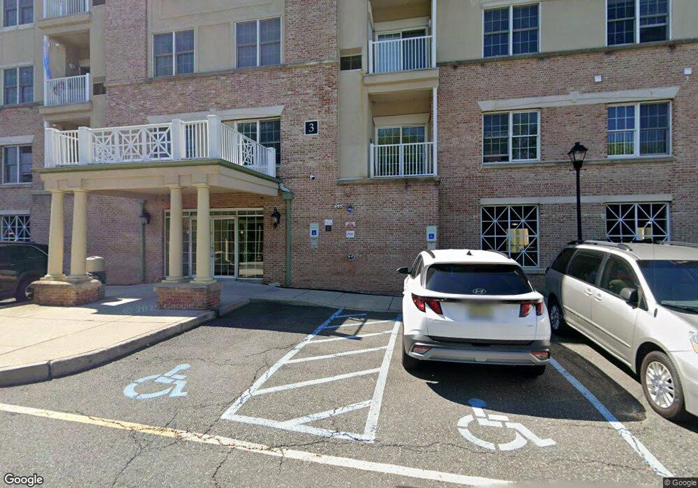 3113 Windsor Park Ct, Englewood, NJ 07631 - photo 1