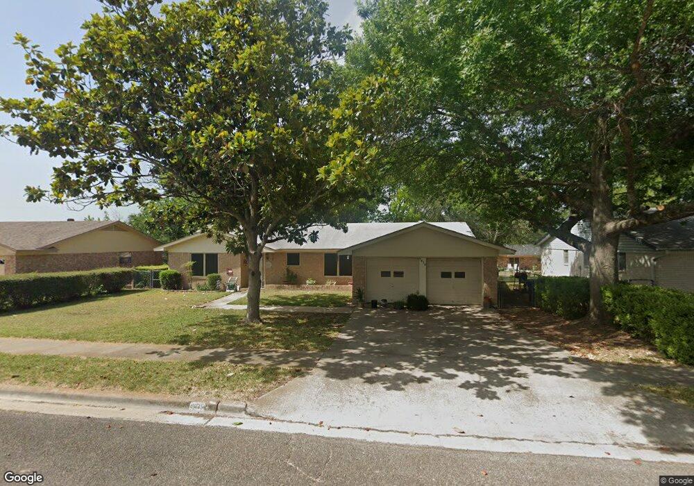 1610 Velma Ave, Copperas Cove, TX 76522 - photo 1