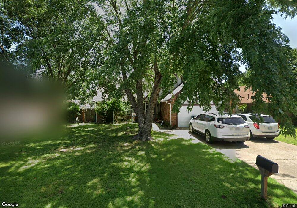 833 W Vicksburg St, Broken Arrow, OK 74011 - photo 1