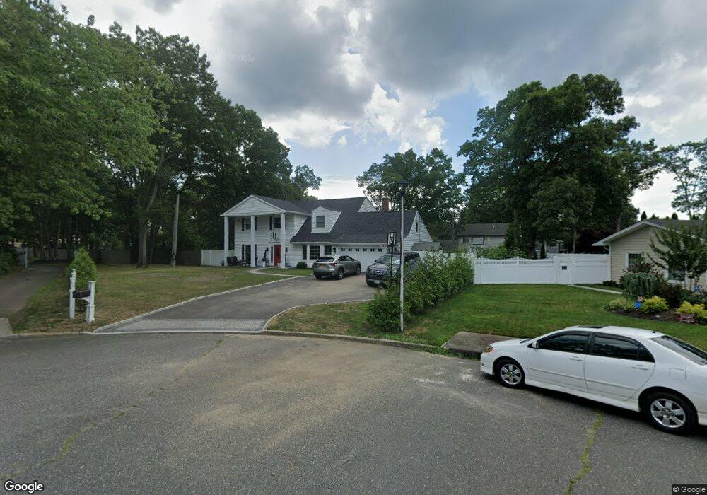 3 Revlon Ct, Holtsville, NY 11742 - photo 1