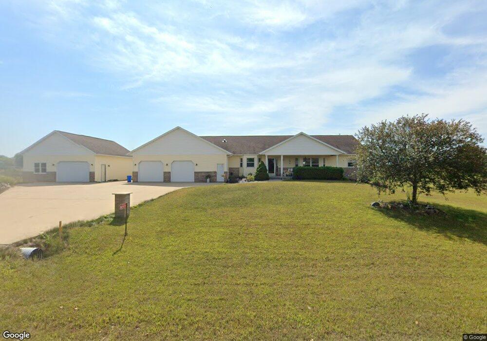 W2977 Sand Crane Dr, Belleville, WI 53508 - photo 1