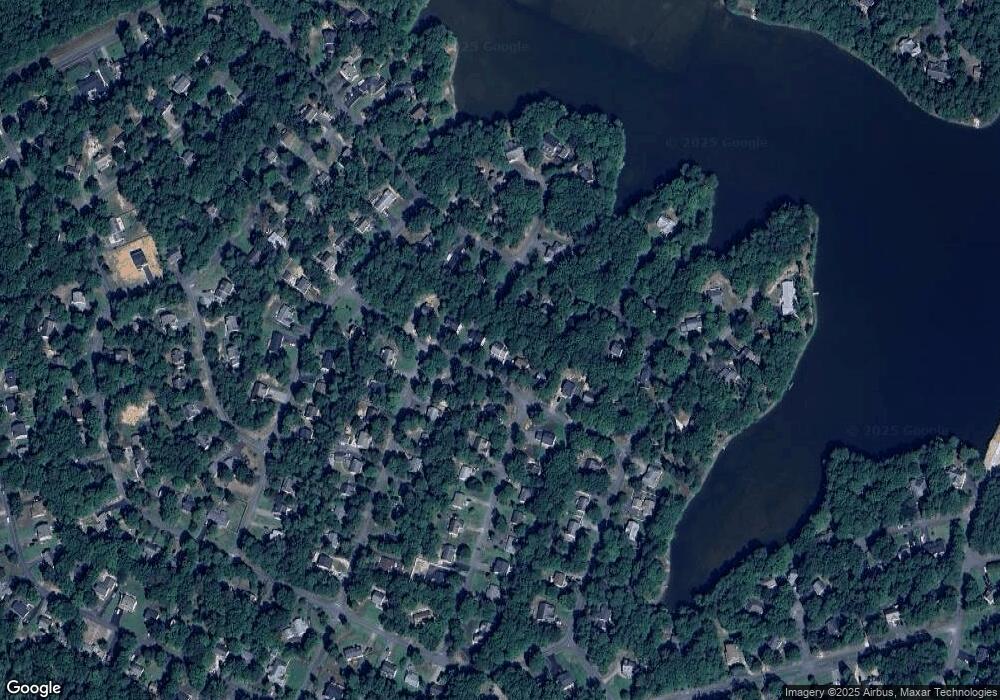 208 Victoria Dr, Ruther Glen, VA 22546 - photo 1