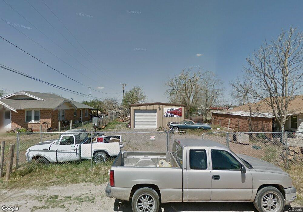 2501 Wilson St, Plainview, TX 79072 - photo 1