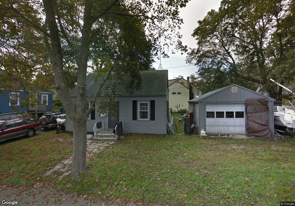 20 Dismukes St, Kittery, ME 03904 - photo 1