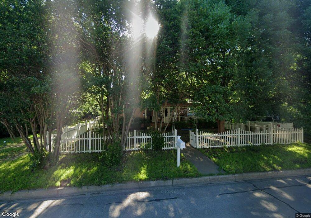 508 N Buffalo Ave, Cleburne, TX 76033 - photo 1