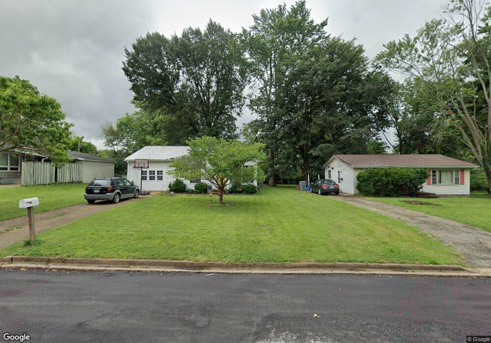 320 Laura St, Farmington, MO 63640 - photo 1