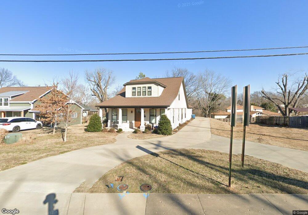 712 Bella Vista Rd, Bentonville, AR 72712 - photo 1