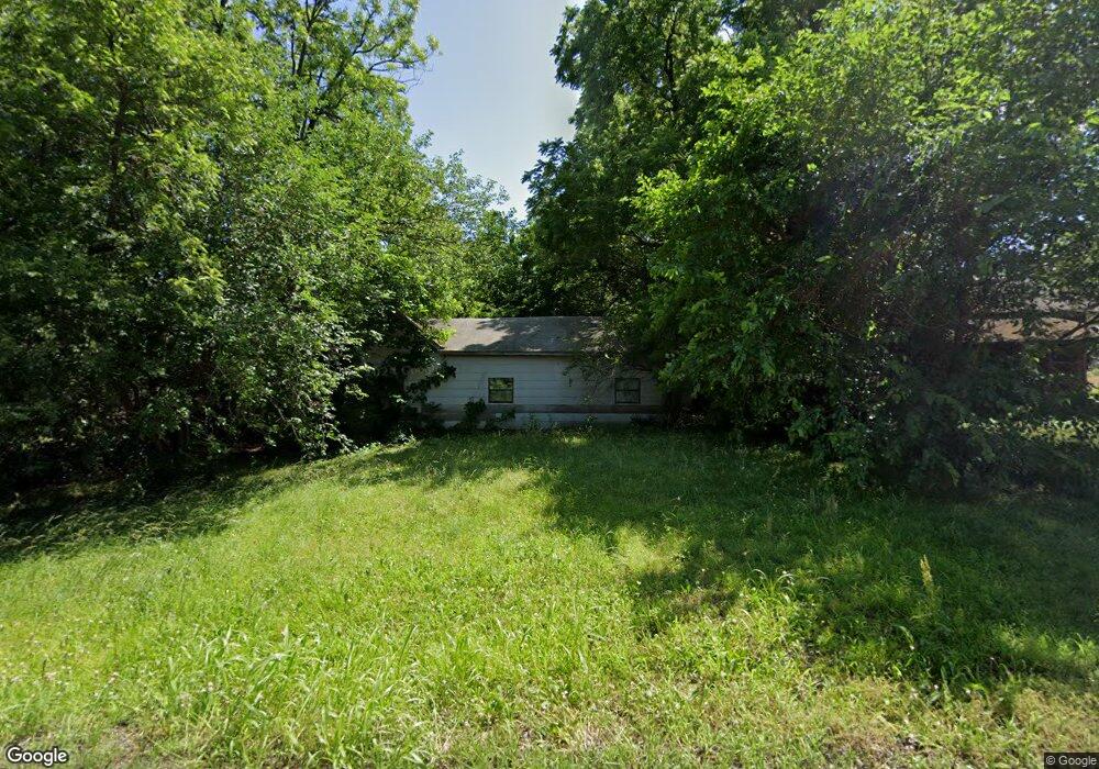 1227 E Moses St, Cushing, OK 74023 - photo 1