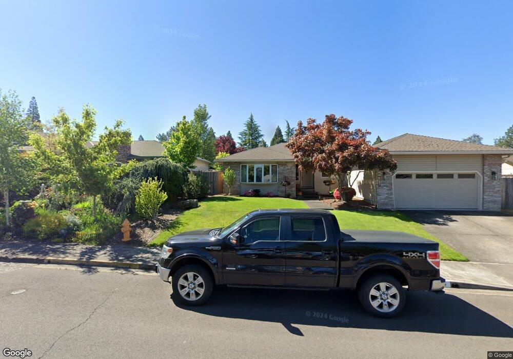 2462 Pinebrook Cir, Medford, OR 97504 - photo 1