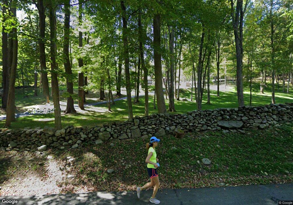 54 S Bedford Rd, Pound Ridge, NY 10576 - photo 1