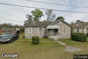 512 W 62nd St, Savannah, GA 31405