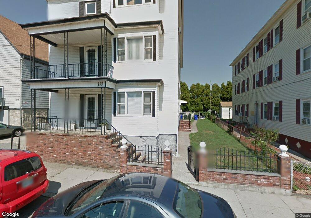 170 Wellington St unit 3 S, Fall River, MA 02720 - photo 1