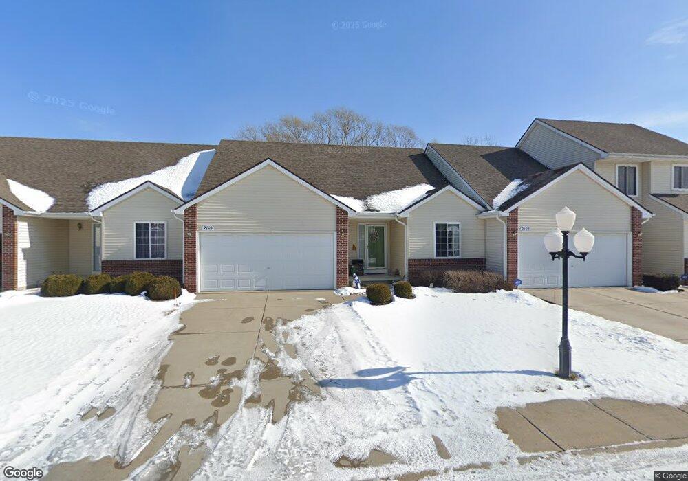 9103 Spring Brook Cir unit 35, Davison, MI 48423 - photo 1