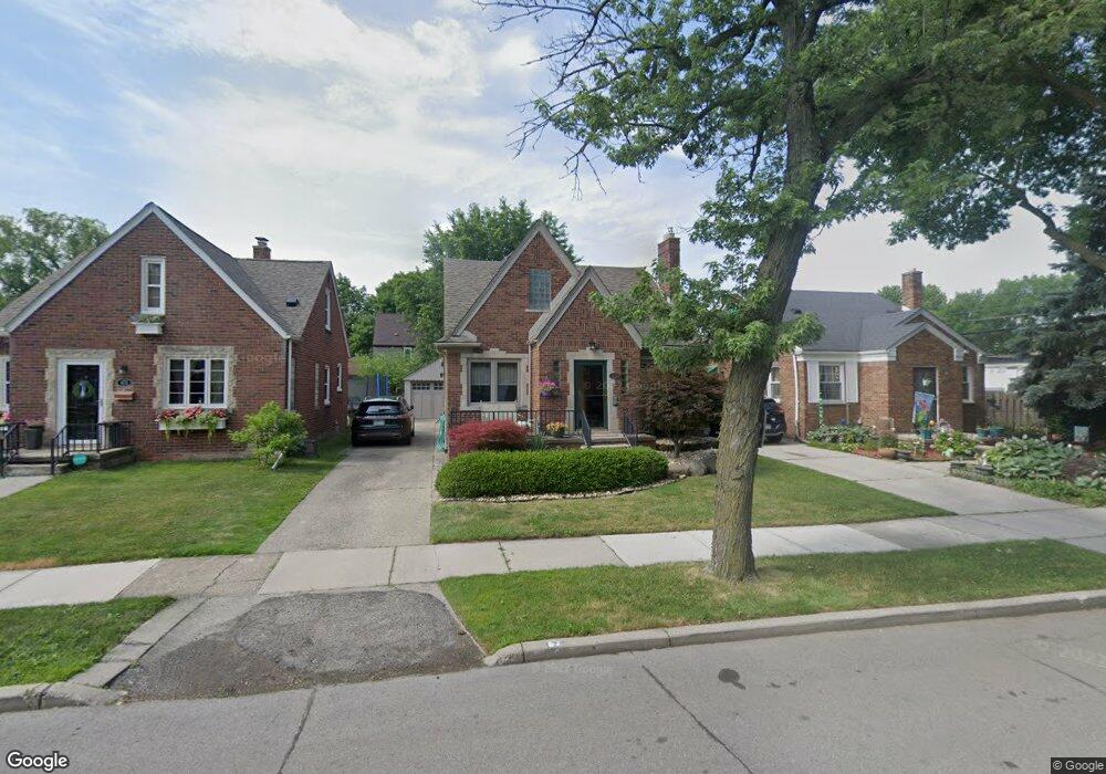 477 Touraine Rd, Grosse Pointe Farms, MI 48236 - photo 1