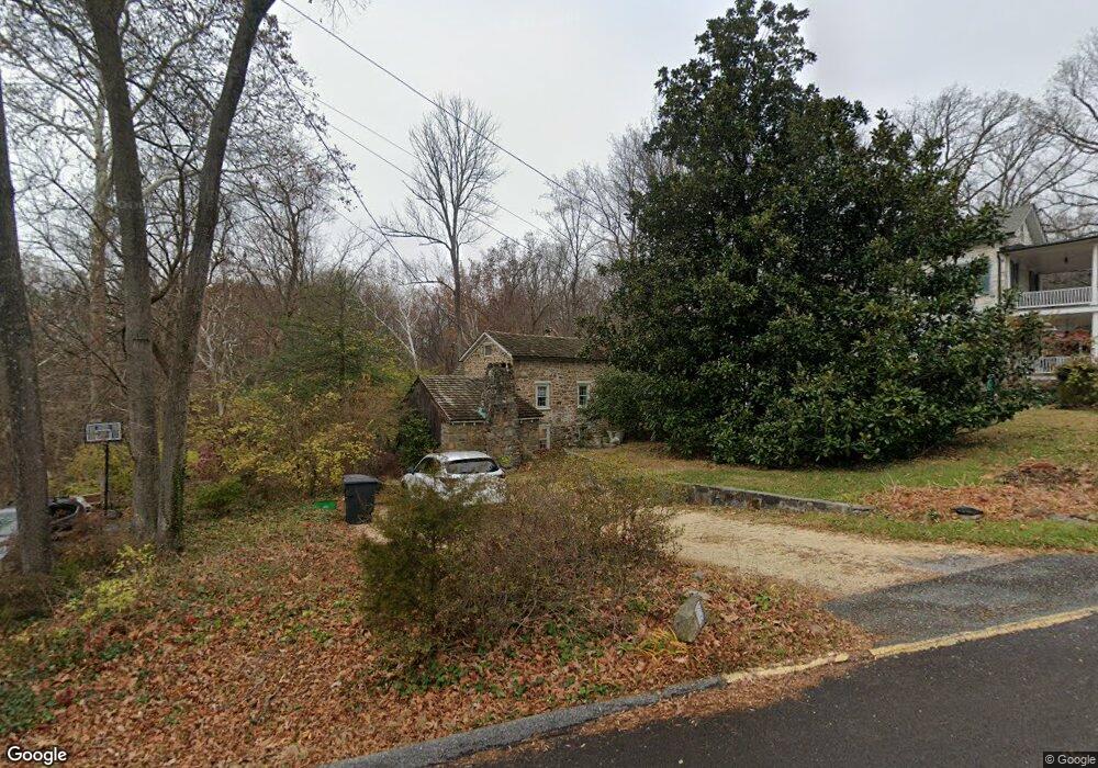 42 Wellesley Cir, Glen Echo, MD 20812 - photo 1