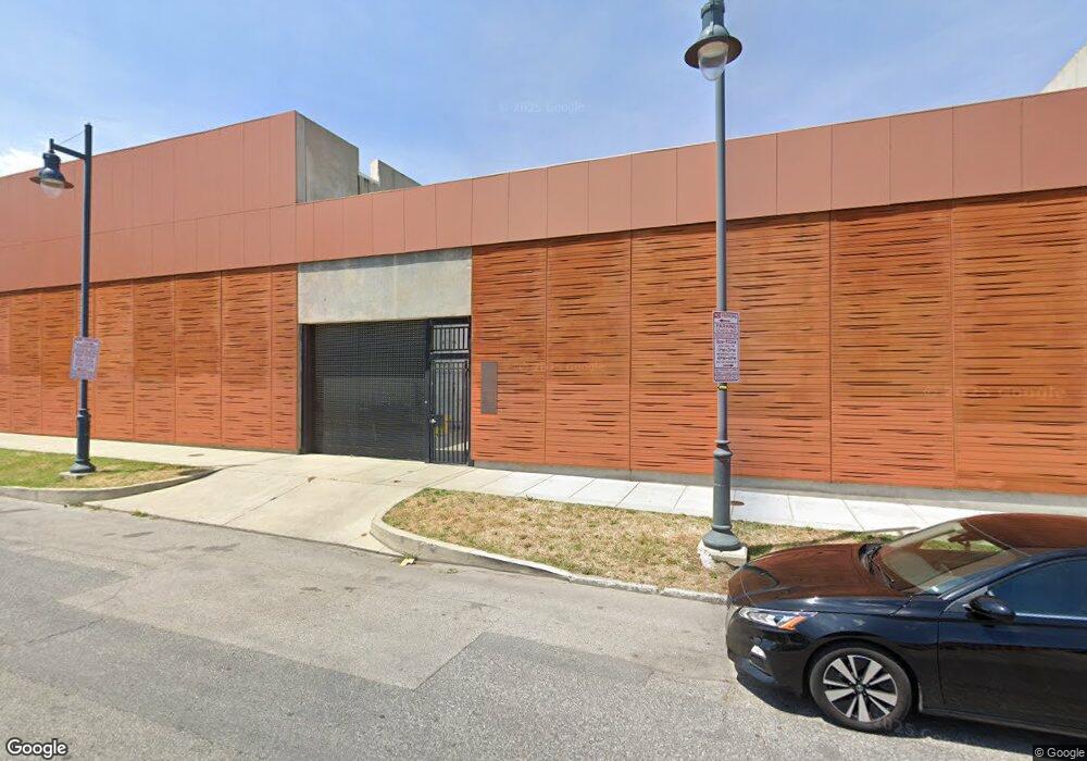 902 N Madeira St, Baltimore, MD 21205 - photo 1