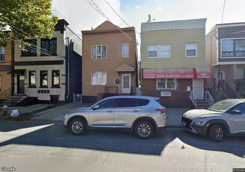 170 Mallory Ave unit 1, Jersey City, NJ 07304 - photo 1