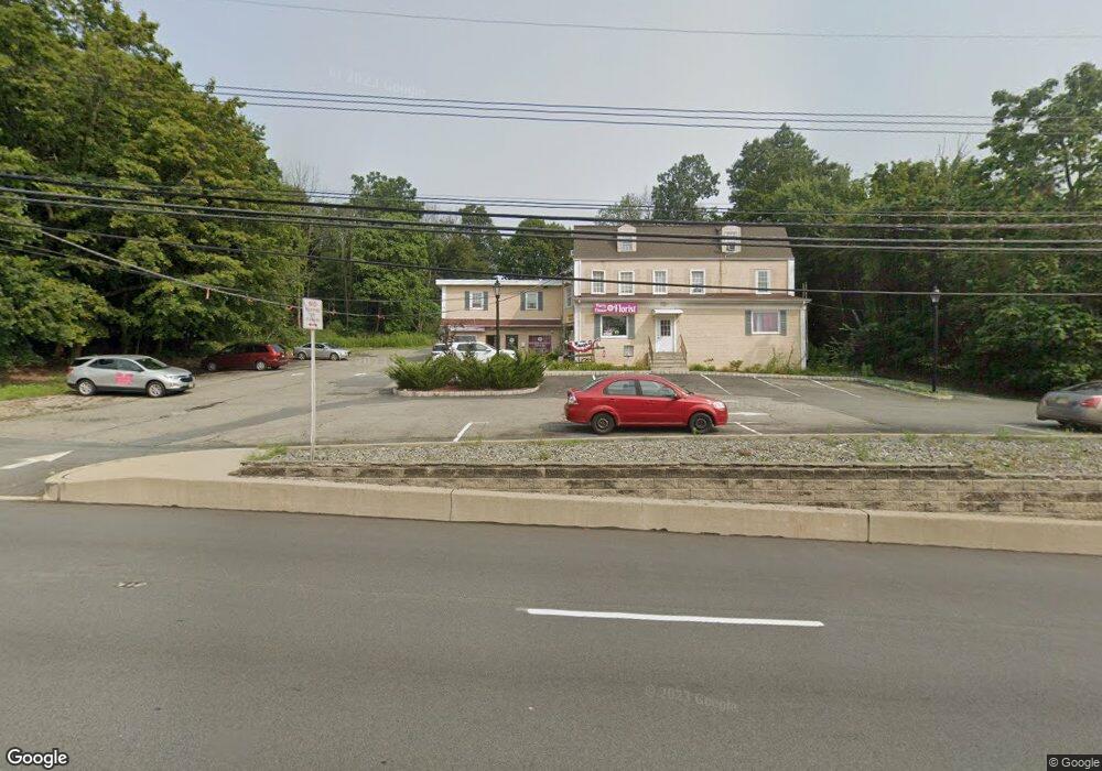 173 Rt46 unit L2, Mine Hill Twp., NJ 07803 - photo 1