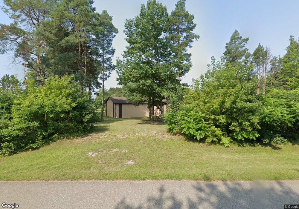 8223 Lewis Rd, Birch Run, MI 48415 - photo 1