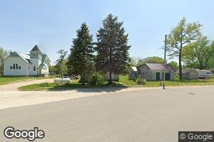 109 Riverview Dr, Waucoma, IA 52171