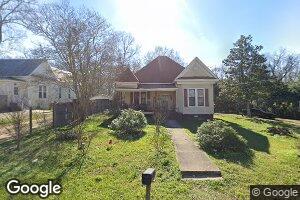 216 Monticello St, Hazlehurst, MS 39083