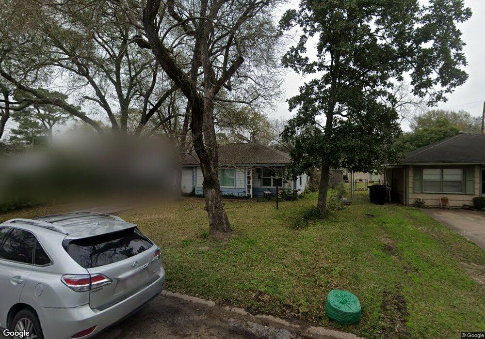 1718 Viking Dr, Houston, TX 77018 - photo 1