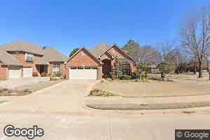 909 Riviera Dr, Norman, OK 73072