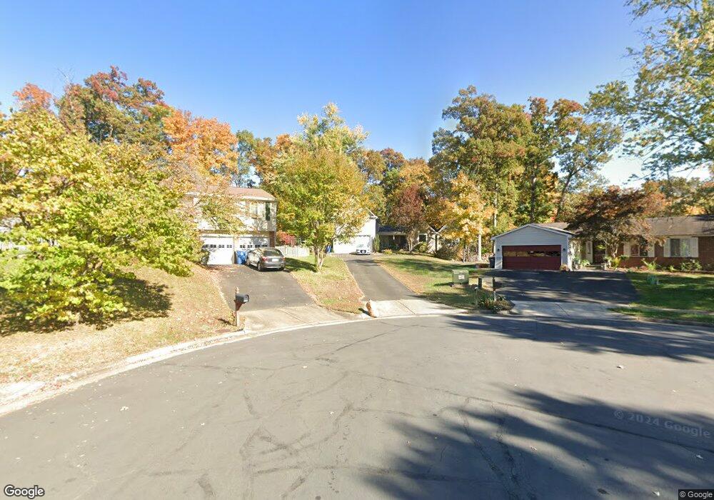 15300 Tonys Place, Chantilly, VA 20151 - photo 1