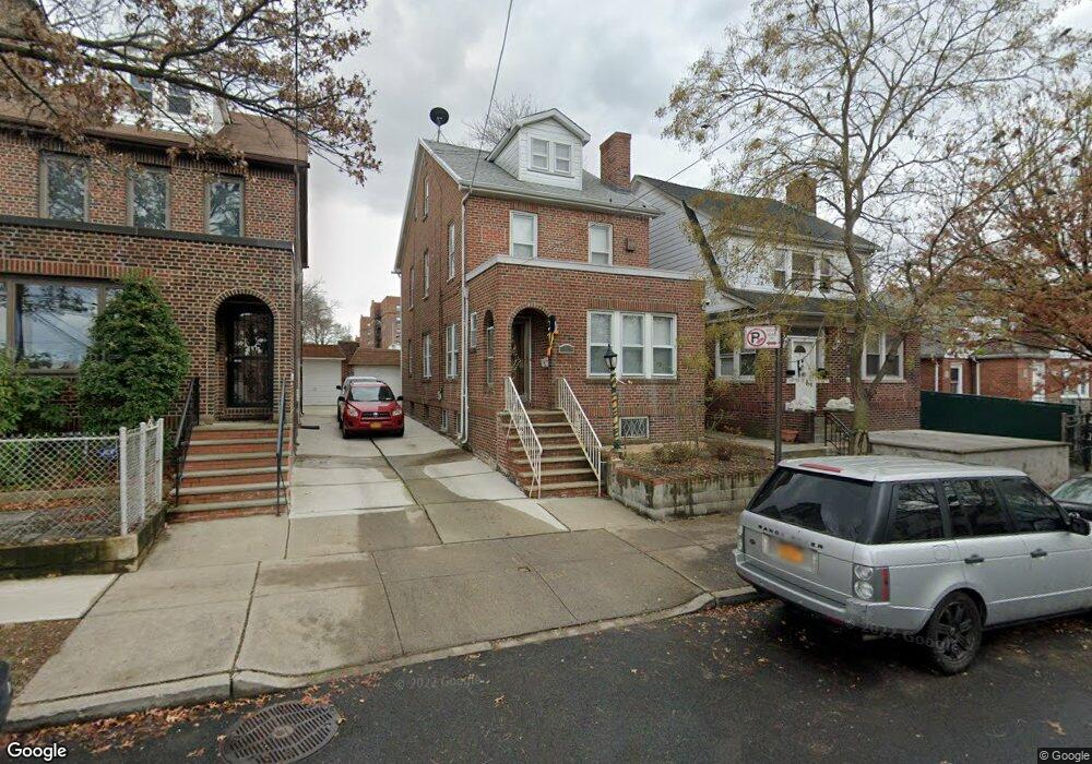 15916 65th Ave, Fresh Meadows, NY 11365 - photo 1