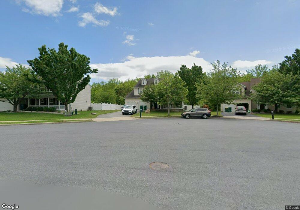 7208 Mckee Ct, Macungie, PA 18062 - photo 1