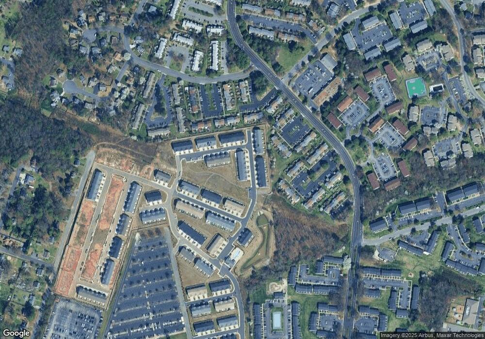 8158 Carriage Bend Ln, Henrico, VA 23294 - photo 1