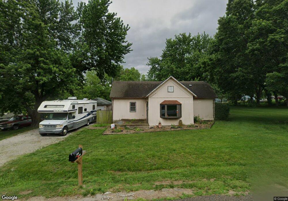 307 E 4th St, Hoyt, KS 66440 - photo 1