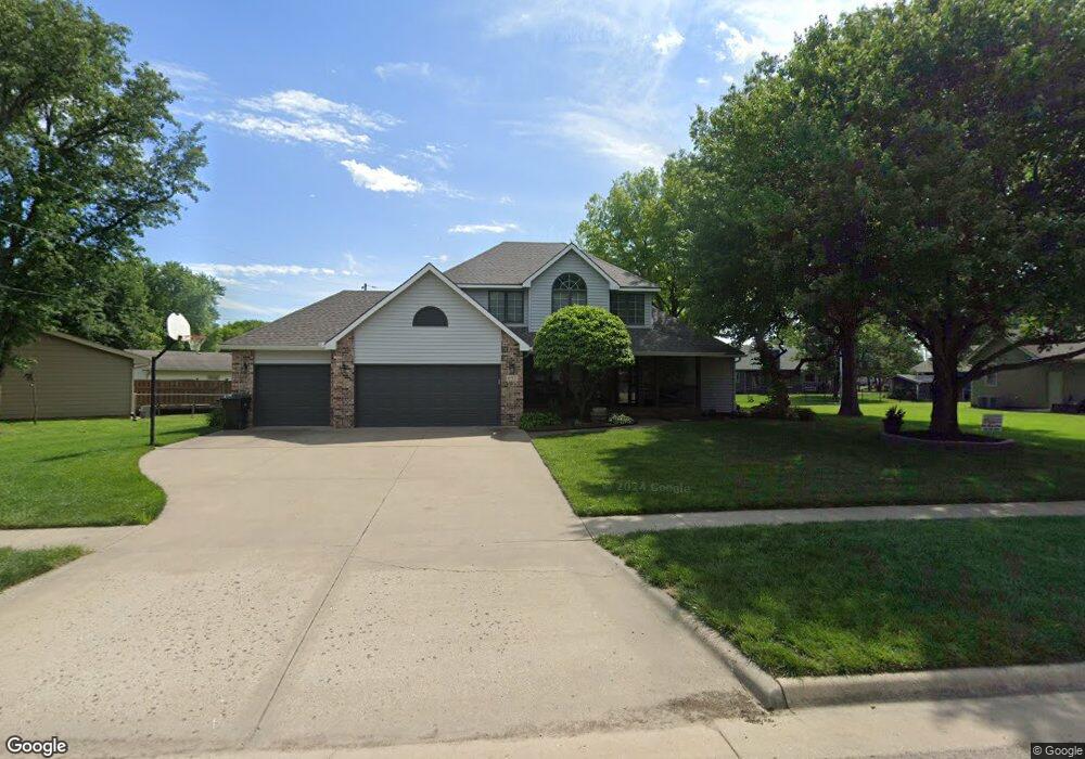 635 Griswold St, Rossville, KS 66533 - photo 1