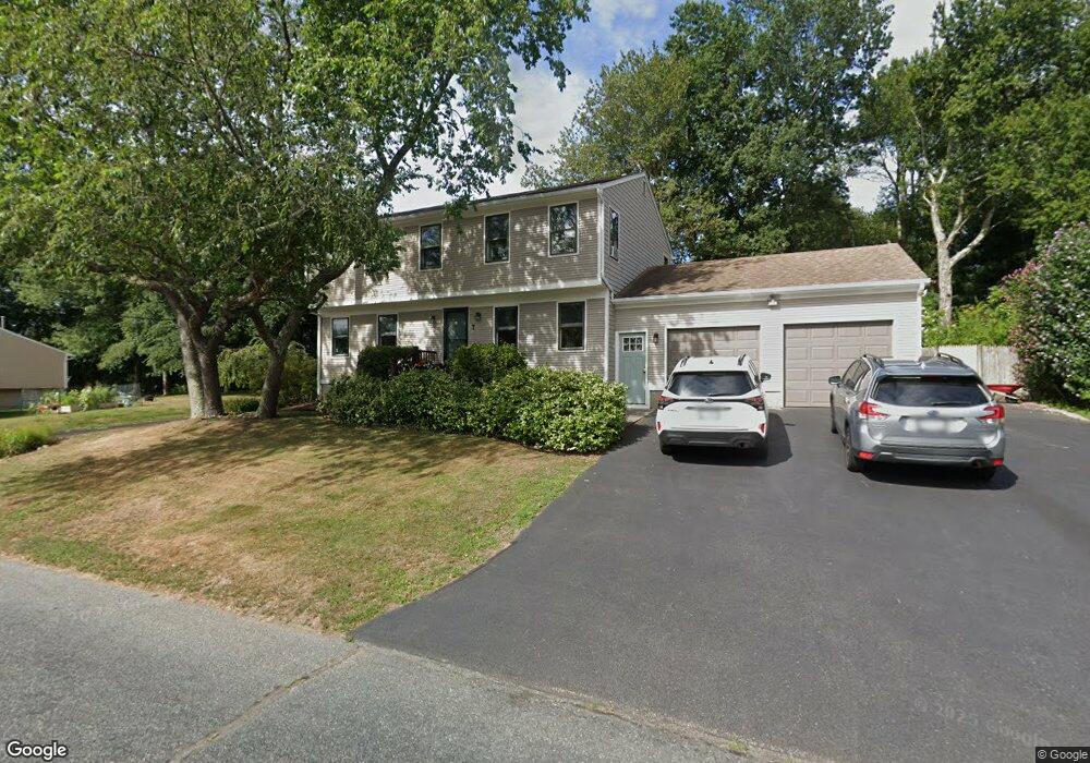 7 Muratore Ln, Narragansett, RI 02882 - photo 1