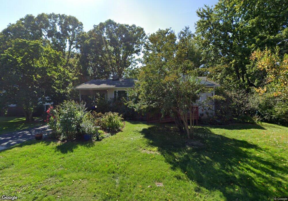 203 Tulip Dr, Gaithersburg, MD 20877 - photo 1