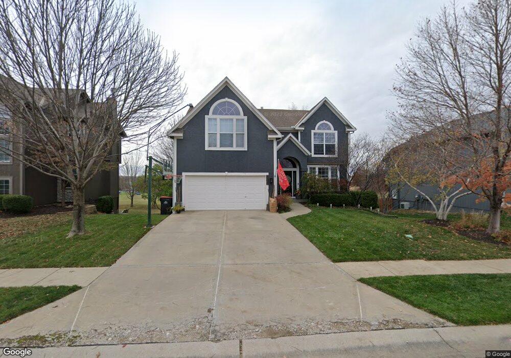 5832 Noreston St, Shawnee, KS 66218 - photo 1