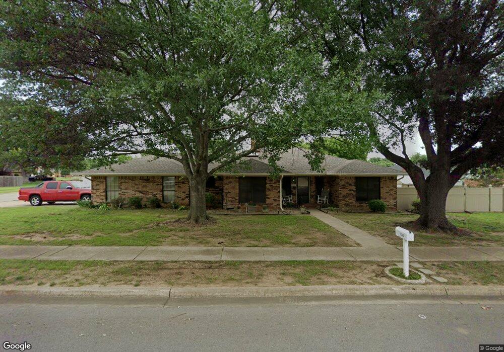830 Osage St, Ardmore, OK 73401 - photo 1