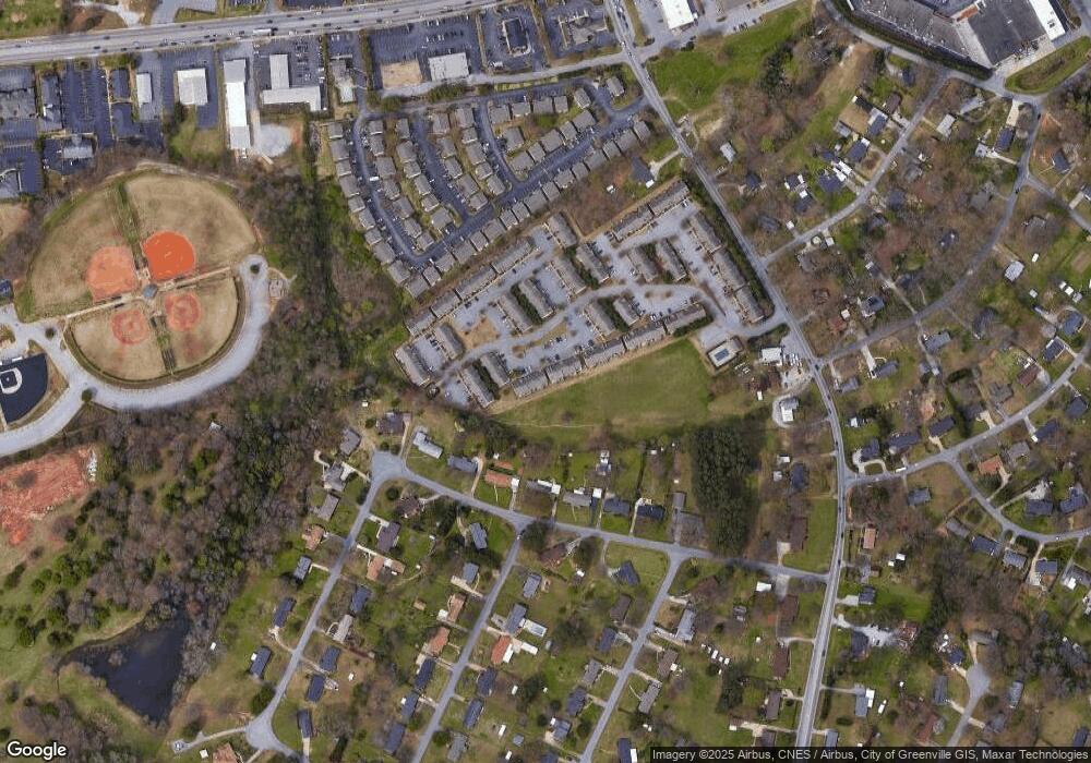 433 Twist Cir, Mauldin, SC 29662 - photo 1